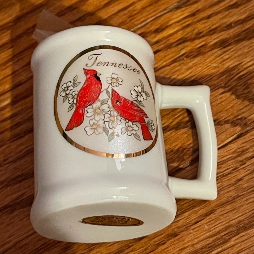 NWOT - Scotty Mica Chokin 24K Gold Accent TENNESSEE Cardinal  Ceramic Mini Mug